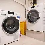 Guenstiges Gruenes Ferienzimmer Mit Separater Moderner Dusche *